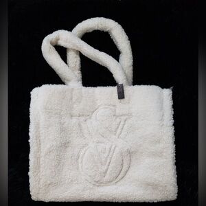NWT Victoria's Secret Sherpa White Plush Tote Bag with VS Logo